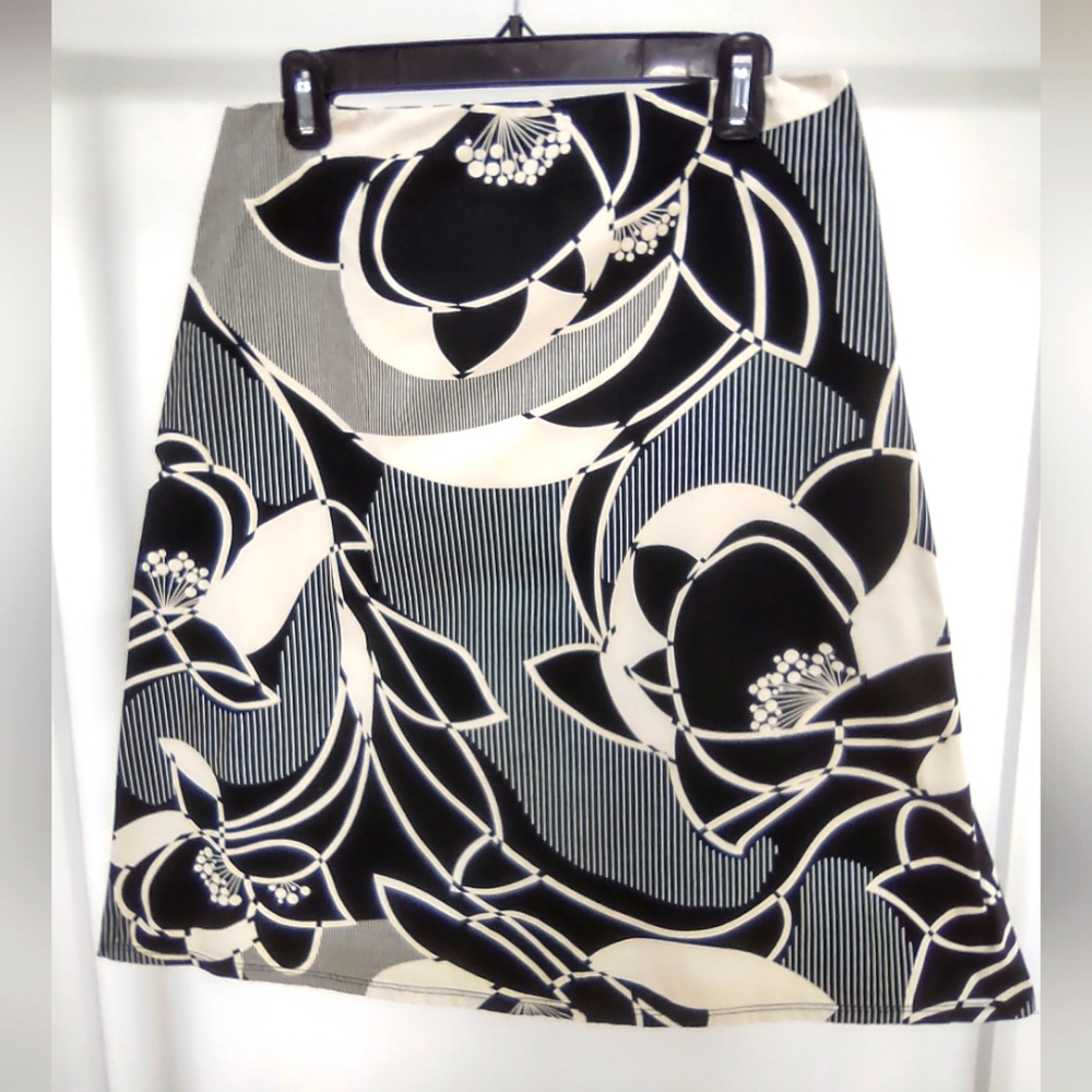 Lily A-line skirt, size M